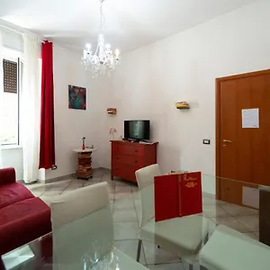 Mihaela's Place Appartamento